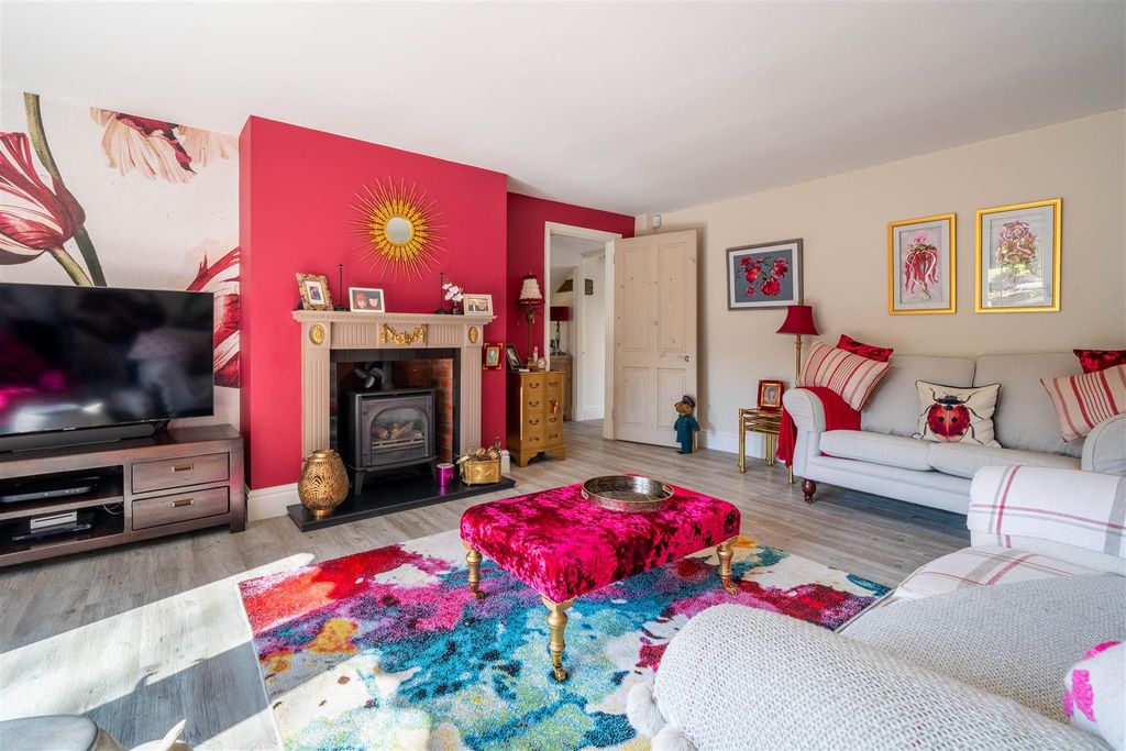 Additional image 26 of 4 bed property for saleHawthorne Barns, Walton Back Lane, Somersall, Chesterfield S42