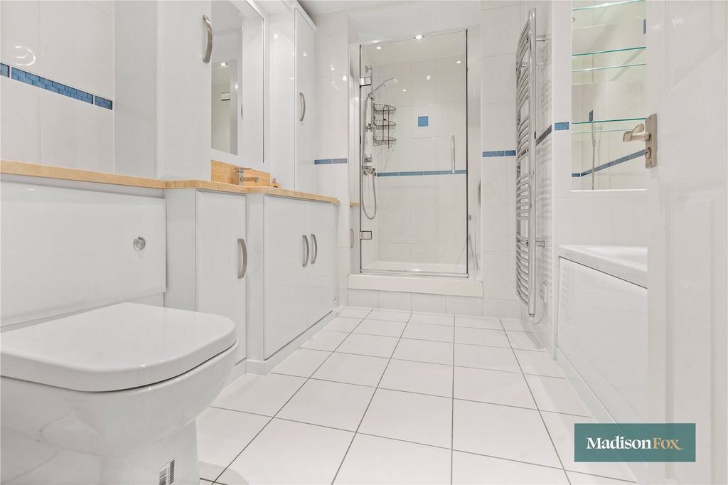 Additional image 11 of 2 bed flat for saleThe Bowls, Chigwell, Essex IG7