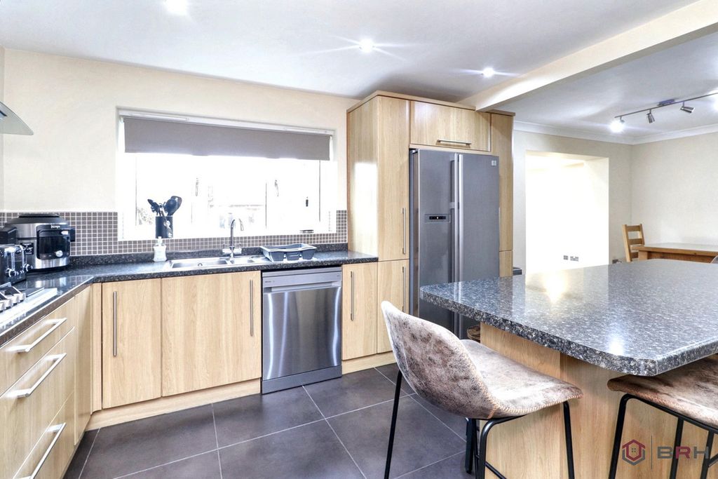 Additional image 6 of 5 bed detached house for salePasture Way, Castleford WF10