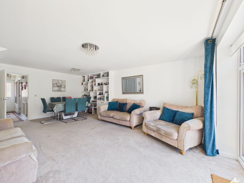 Additional image 3 of 3 bed detached house for saleMoor Close, Chinnor, Oxfordshire OX39