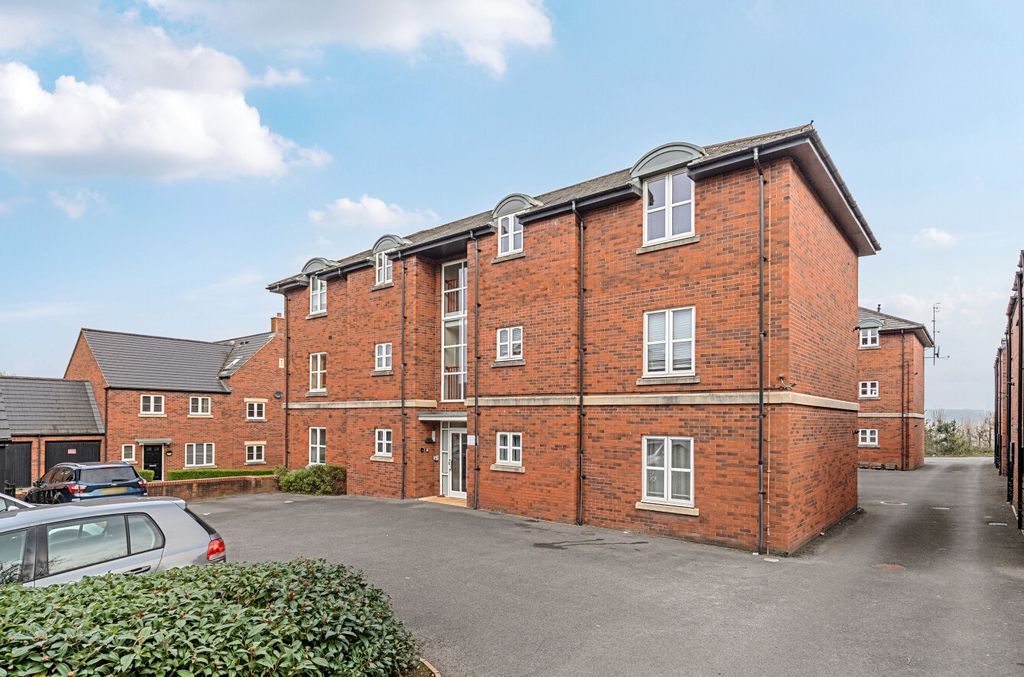 Additional image 11 of 2 bed flat for saleCunetio Gardens, White Horse Road, Marlborough SN8