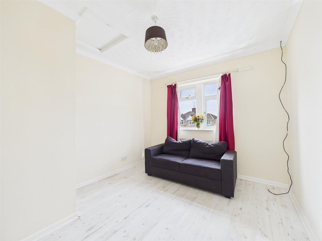 Additional image 15 of 4 bed detached house for salePlantation Road, Chippenham SN14