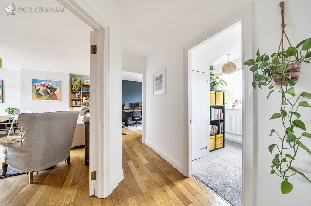 Additional image 14 of 3 bed flat for saleLavender Close, Carshalton SM5
