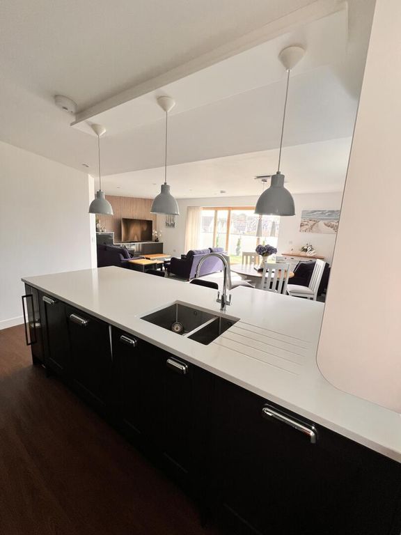Additional image 3 of 3 bed flat for salePolmorla Road, Wadebridge PL27