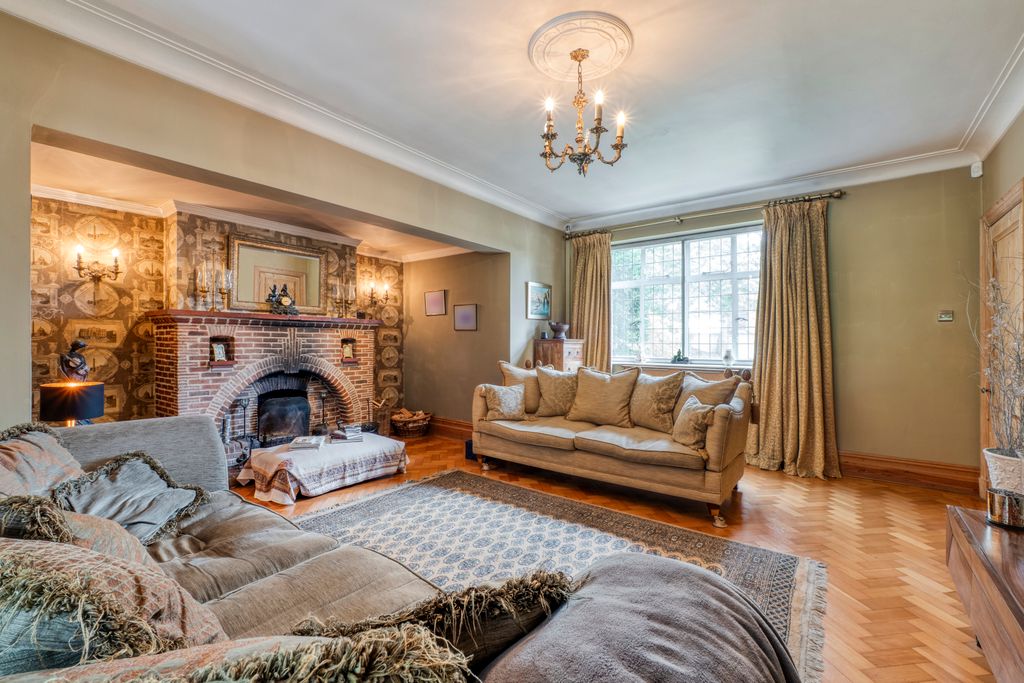 Additional image 9 of 5 bed detached house for saleCarshalton, Surrey SM5