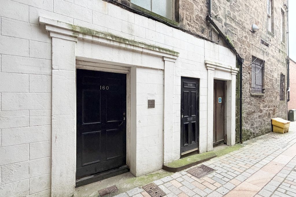 Additional image 3 of 2 bed flat for saleHigh Street, Kirkcaldy, Kirkcaldy KY1