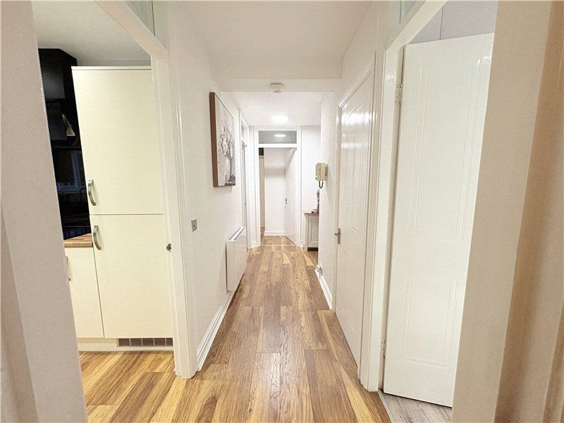 2 bed flat for saleSchools Hill, Cheadle, Greater Manchester SK8 photo 5