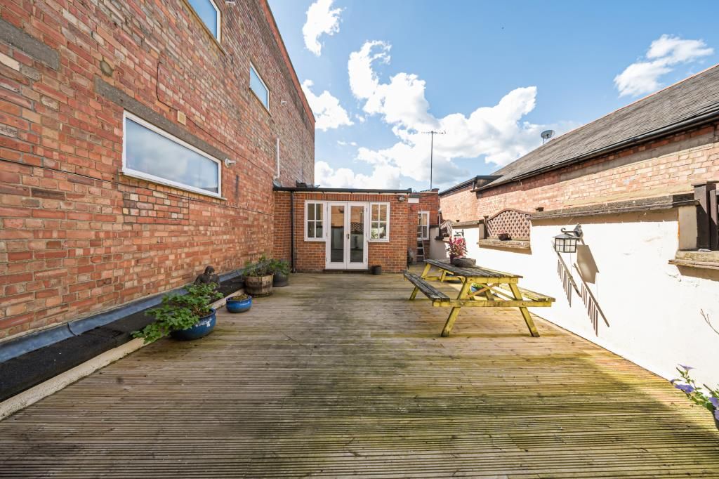 Additional image 3 of 3 bed flat for saleChesham, Buckinghamshire HP5