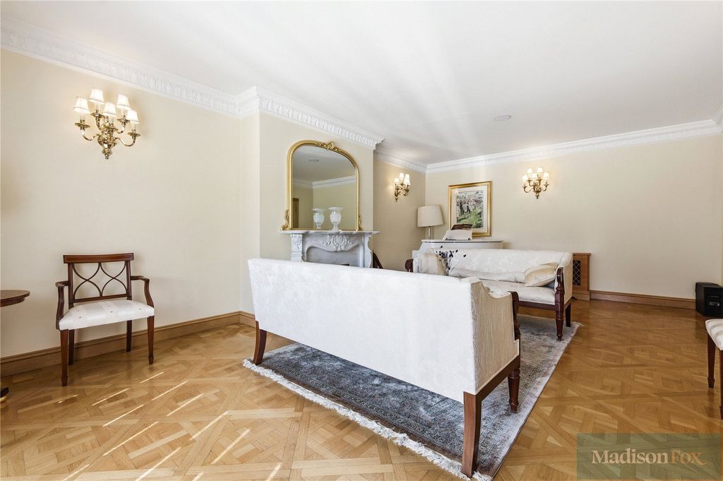 Additional image 8 of 5 bed detached house for saleHainault Road, Chigwell, Essex IG7