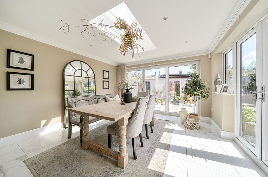 Additional image 4 of 4 bed detached house for saleLyndhurst Place, Chichester PO19