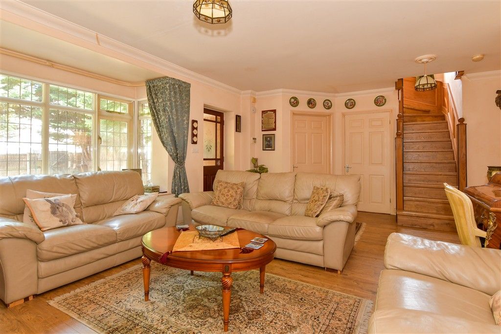 5 bed detached house for saleMaidstone Road, Chatham, Kent ME4