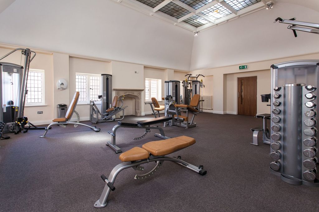 Additional image 13 of 2 bed flat for saleArgyll House, Royal Connaught Park, Bushey WD23