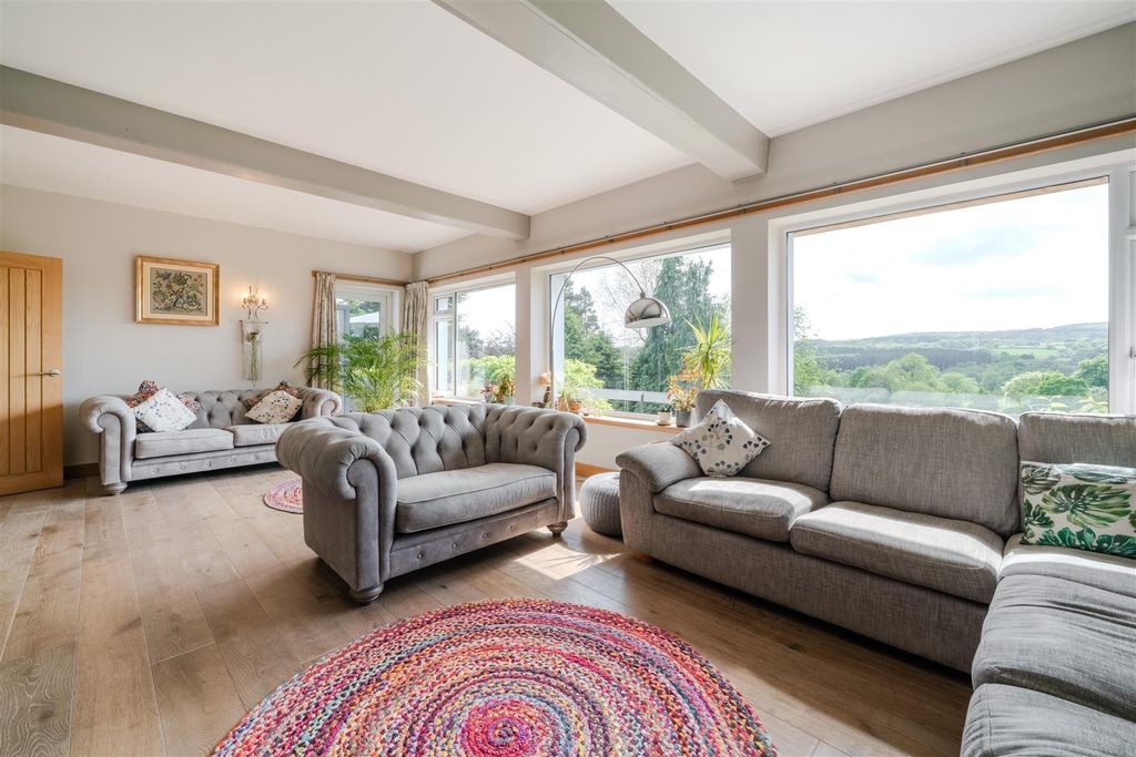Additional image 19 of 6 bed detached house for saleLansdale House, Riggotts Lane, Walton, Chesterfield S42