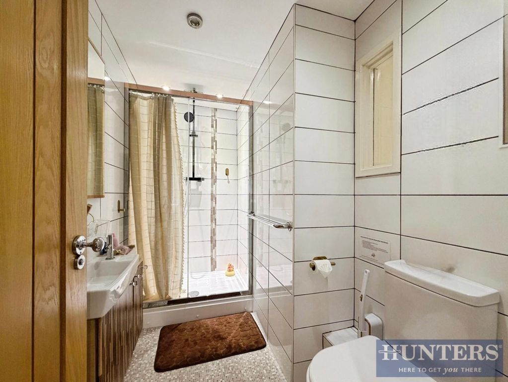 Additional image 11 of 2 bed flat for saleHigh Street, Chatham ME4
