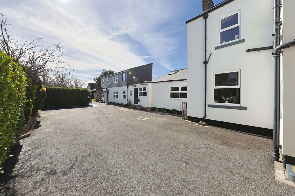 Additional image 33 of 6 bed detached house for saleChatsworth Road, Chesterfield S40