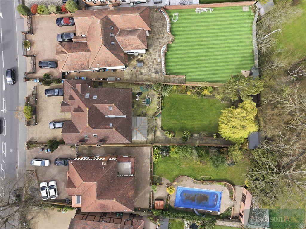 Additional image 45 of 6 bed detached house for saleTomswood Road, Chigwell IG7