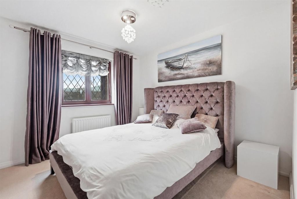 Additional image 26 of 6 bed detached house for saleBromley Lane, Chislehurst BR7