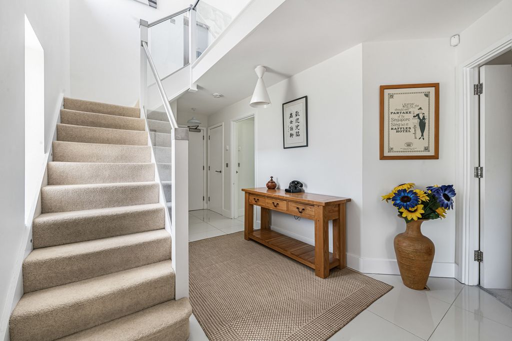 Additional image 14 of 5 bed detached house for saleCaterham Court, Caterham CR3