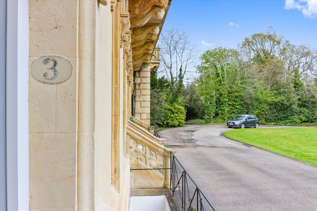 Additional image 20 of 5 bed terraced house for saleLypiatt Terrace, Cheltenham, Gloucestershire GL50