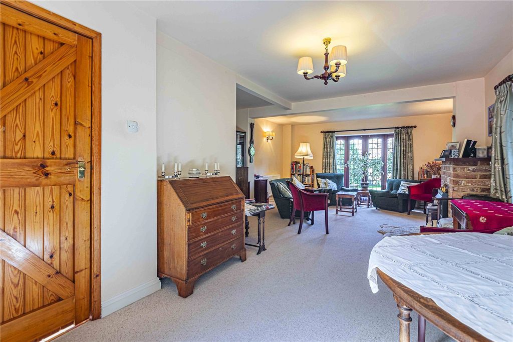 Additional image 15 of 4 bed end terrace house for saleBelle Vue Lane, Bushey Heath, Bushey, Hertfordshire WD23