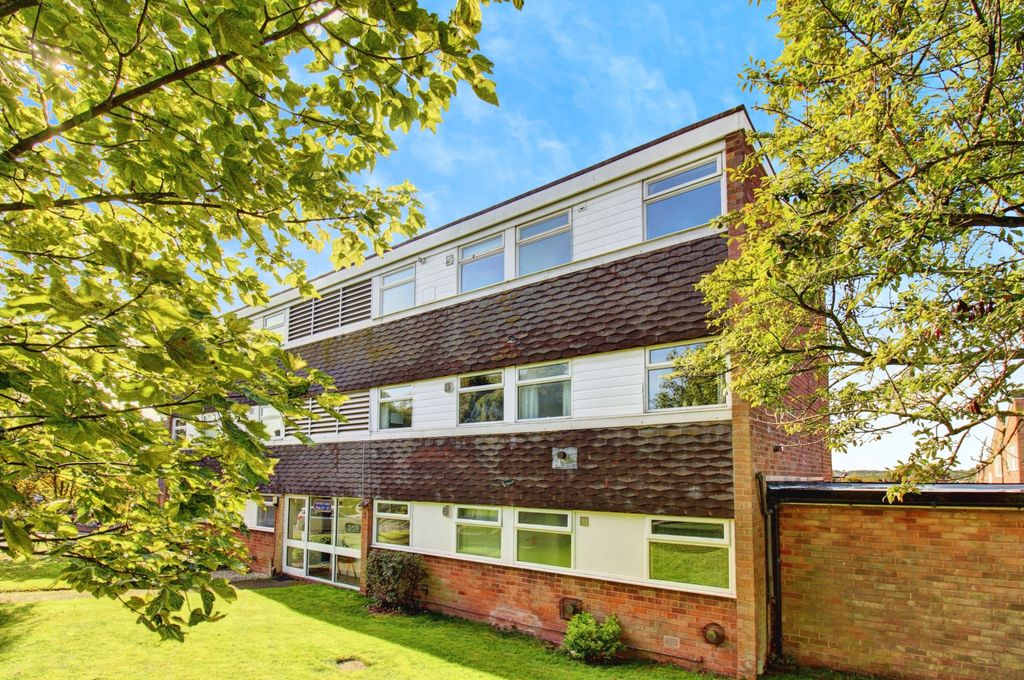 Additional image 13 of 3 bed flat for saleGarrick Road, Lichfield WS13