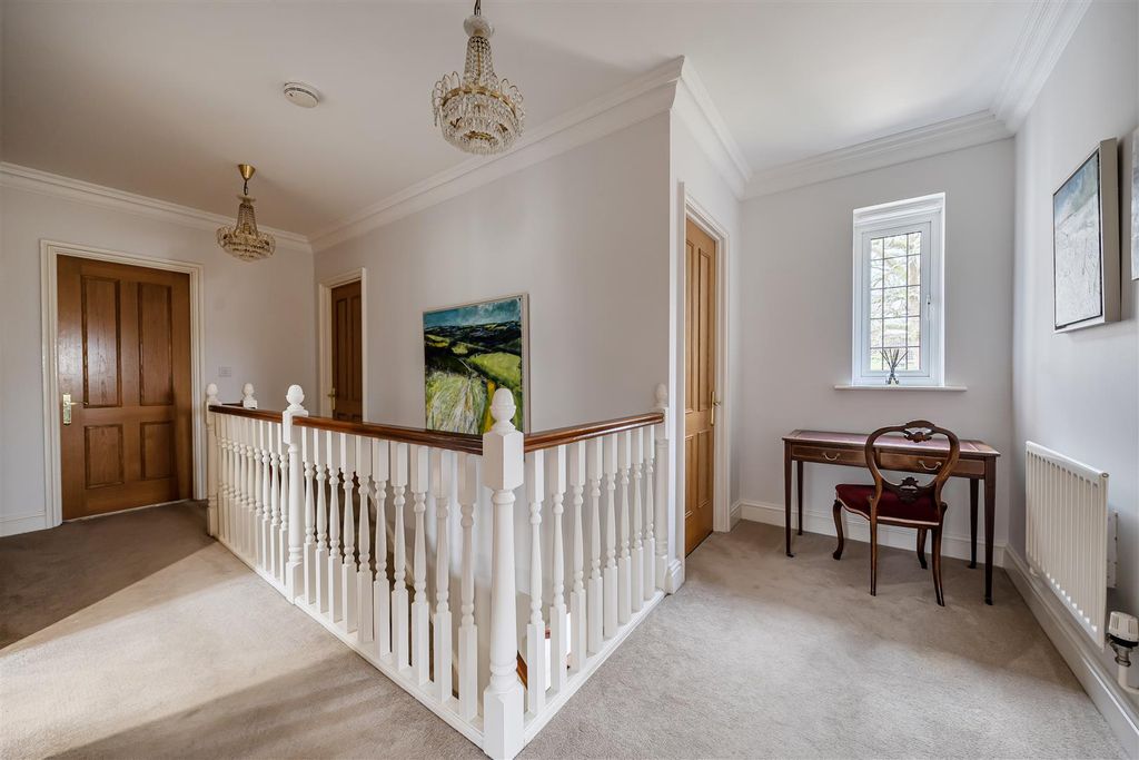 Additional image 11 of 5 bed detached house for saleGolf Drive, Camberley GU15