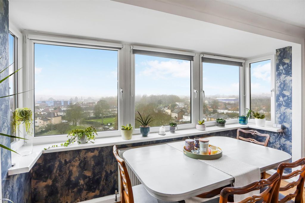 Additional image 10 of 2 bed flat for saleNorth Street, Carshalton SM5