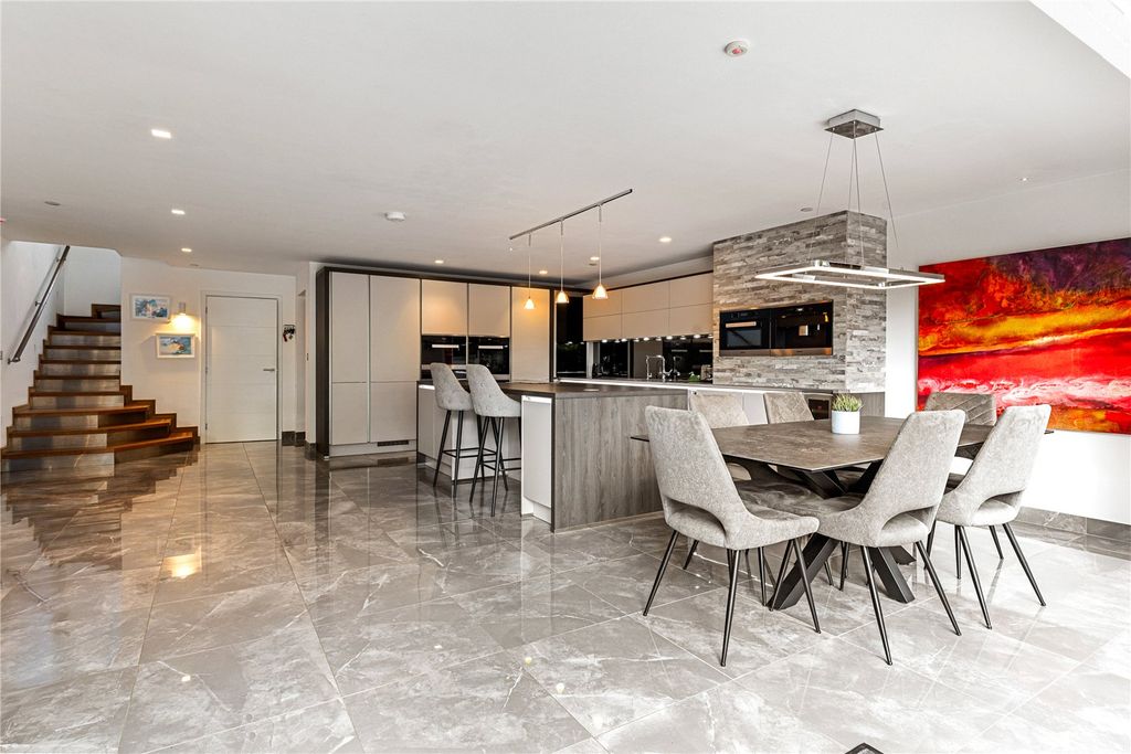 Additional image 6 of 4 bed detached house for saleMaywood Drive, Camberley, Surrey GU15