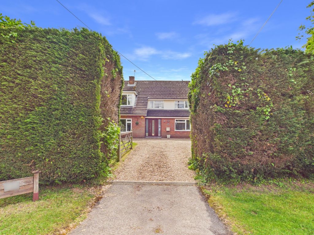 Additional image 16 of 4 bed detached house for saleLye Green Road, Chesham, Buckinghamshire HP5