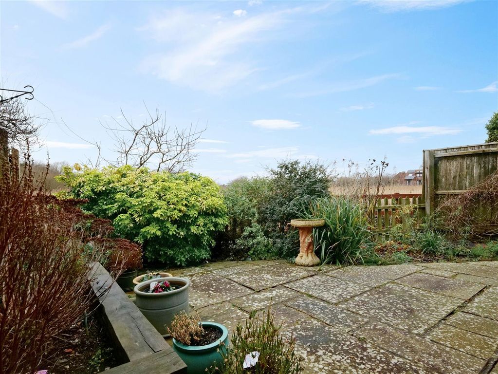 Additional image 30 of 5 bed town house for saleAsquith Close, Christchurch BH23