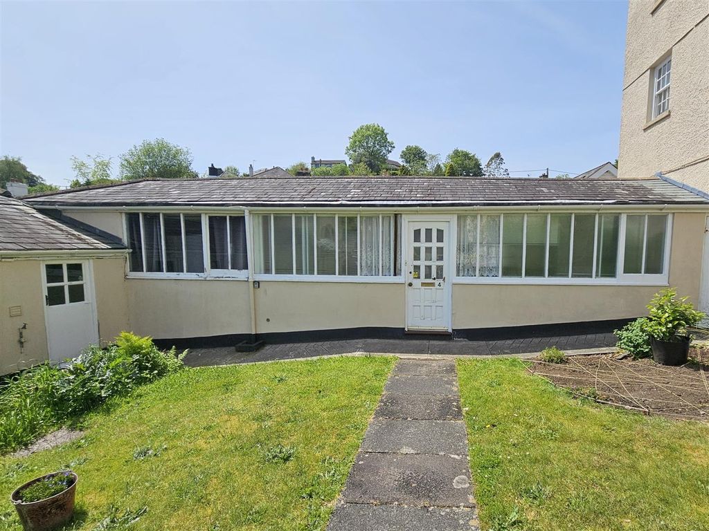 1 bed flat for saleBannawell Street, Tavistock PL19