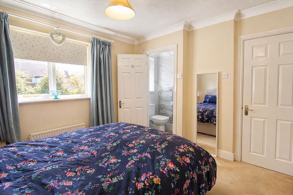 Additional image 17 of 5 bed detached house for saleWellfield Gardens, Carshalton Beeches SM5