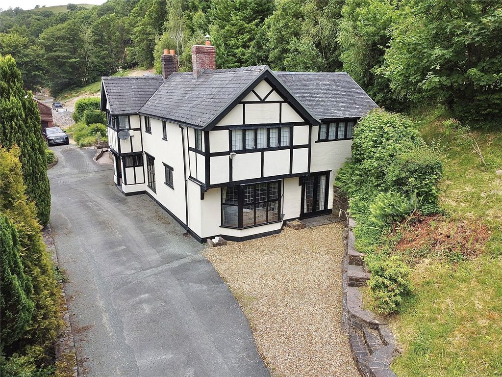 Additional image 3 of 4 bed detached house for saleVan Road, Llanidloes, Powys SY18