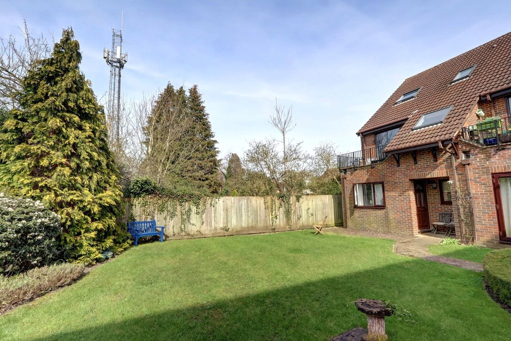 Additional image 10 of 3 bed maisonette for saleMilton Gardens, Princes Risborough, Buckinghamshire HP27