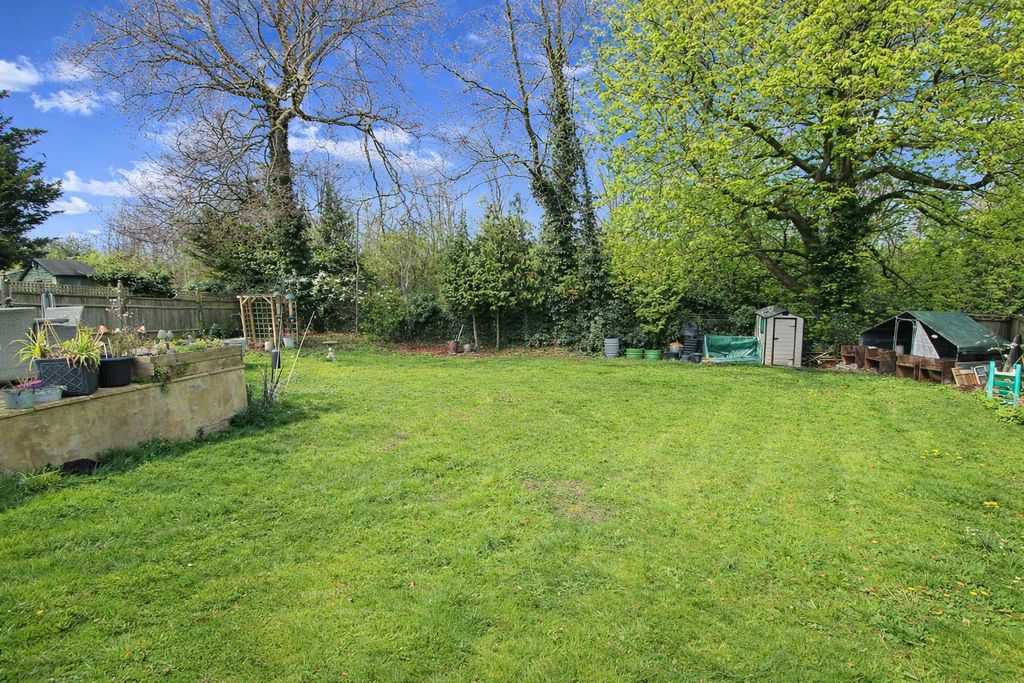 Additional image 20 of 5 bed semi-detached house for saleNorthwood Road, Carshalton SM5