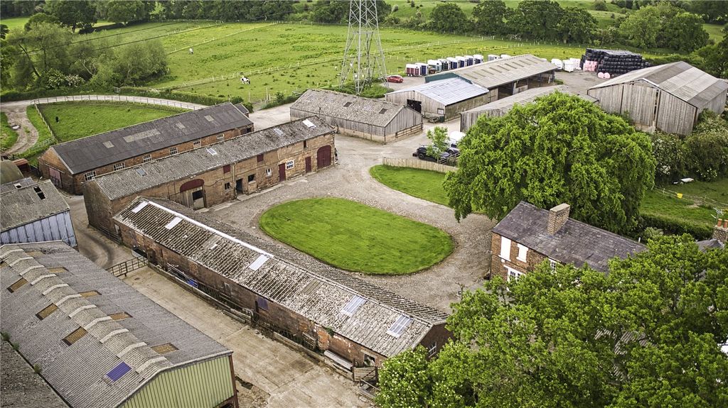 Additional image 14 of 7 bed equestrian for saleBackford, Chester CH2