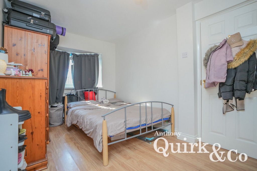 Additional image 9 of 7 bed detached house for saleLong Road, Canvey Island SS8