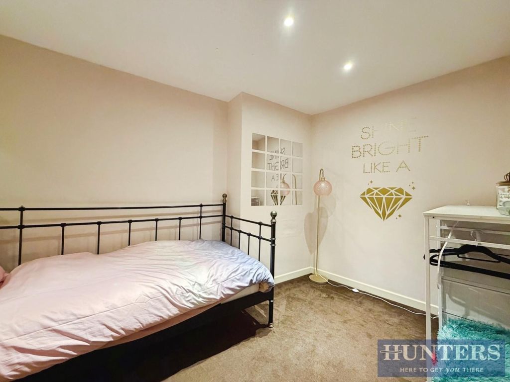 Additional image 8 of 2 bed flat for saleHigh Street, Chatham ME4