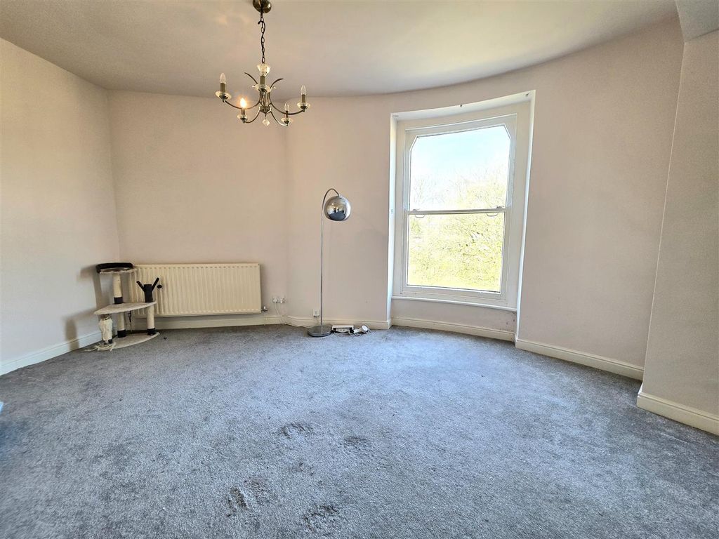 Additional image 5 of 2 bed flat for saleThe Savoy, Hall Bank, Buxton SK17