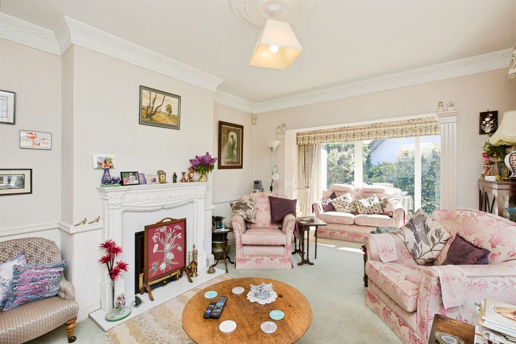 Additional image 4 of 4 bed detached bungalow for saleHighfield Drive, Burton-On-Trent DE15