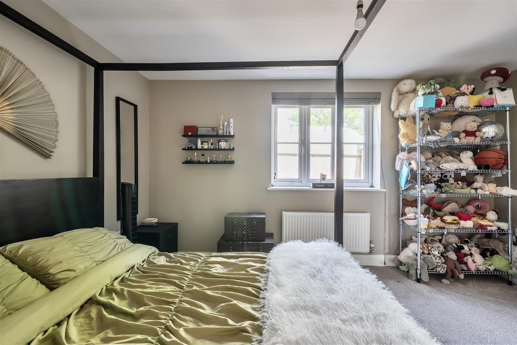 Additional image 12 of 1 bed flat for saleCochran Avenue, Chippenham SN15
