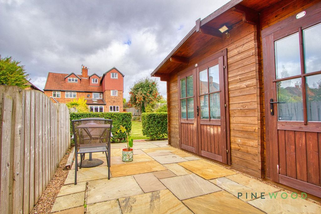 Additional image 39 of 5 bed semi-detached house for saleShaftesbury Avenue, Ashgate, Chesterfield, Derbyshire S40