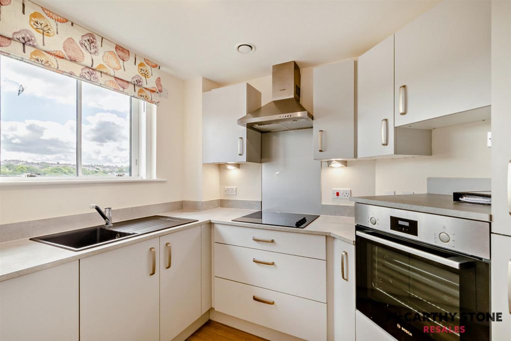 Additional image 7 of 1 bed flat for saleStation Road, Buxton SK17