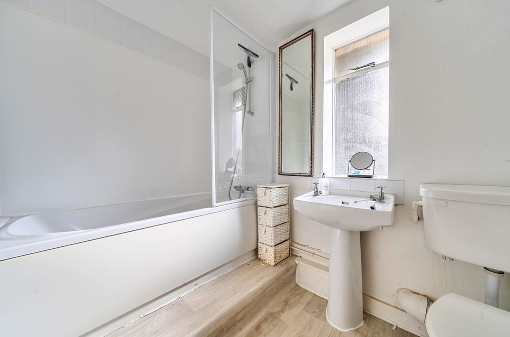 Additional image 13 of 1 bed flat for saleLower Camden, Chislehurst, Kent BR7
