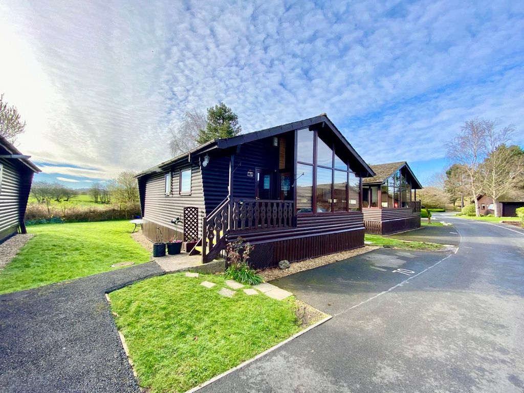 2 bed bungalow for salePine Lake, Dock Acres, Carnforth, Lancashire LA6