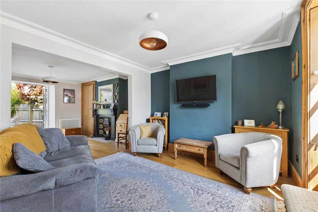 Additional image 3 of 4 bed semi-detached house for saleVictoria Road, Cirencester, Gloucestershire GL7