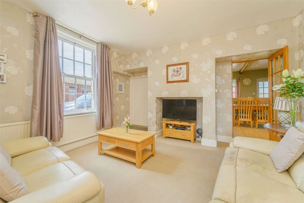 Additional image 8 of 7 bed equestrian for saleBackford, Chester CH2