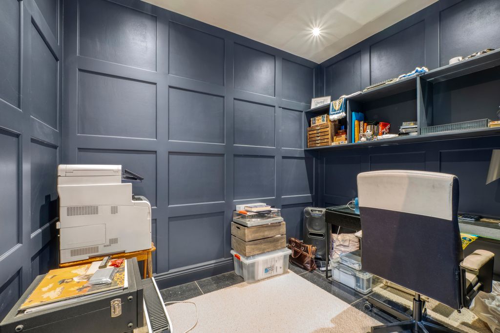 Additional image 12 of 5 bed detached house for saleCarshalton, Surrey SM5