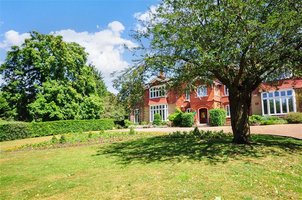 Additional image 9 of 2 bed flat for saleThe Green, Carshalton, Surrey SM5