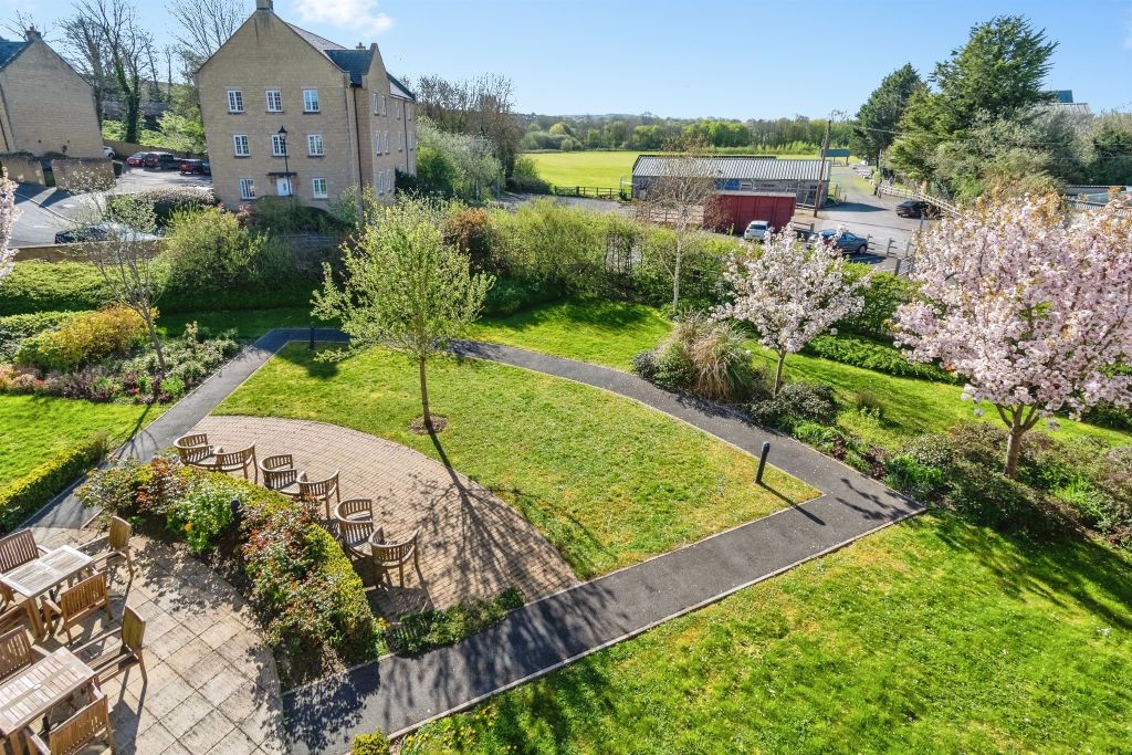 Additional image 15 of 2 bed flat for saleWestmead Lane, Chippenham SN15
